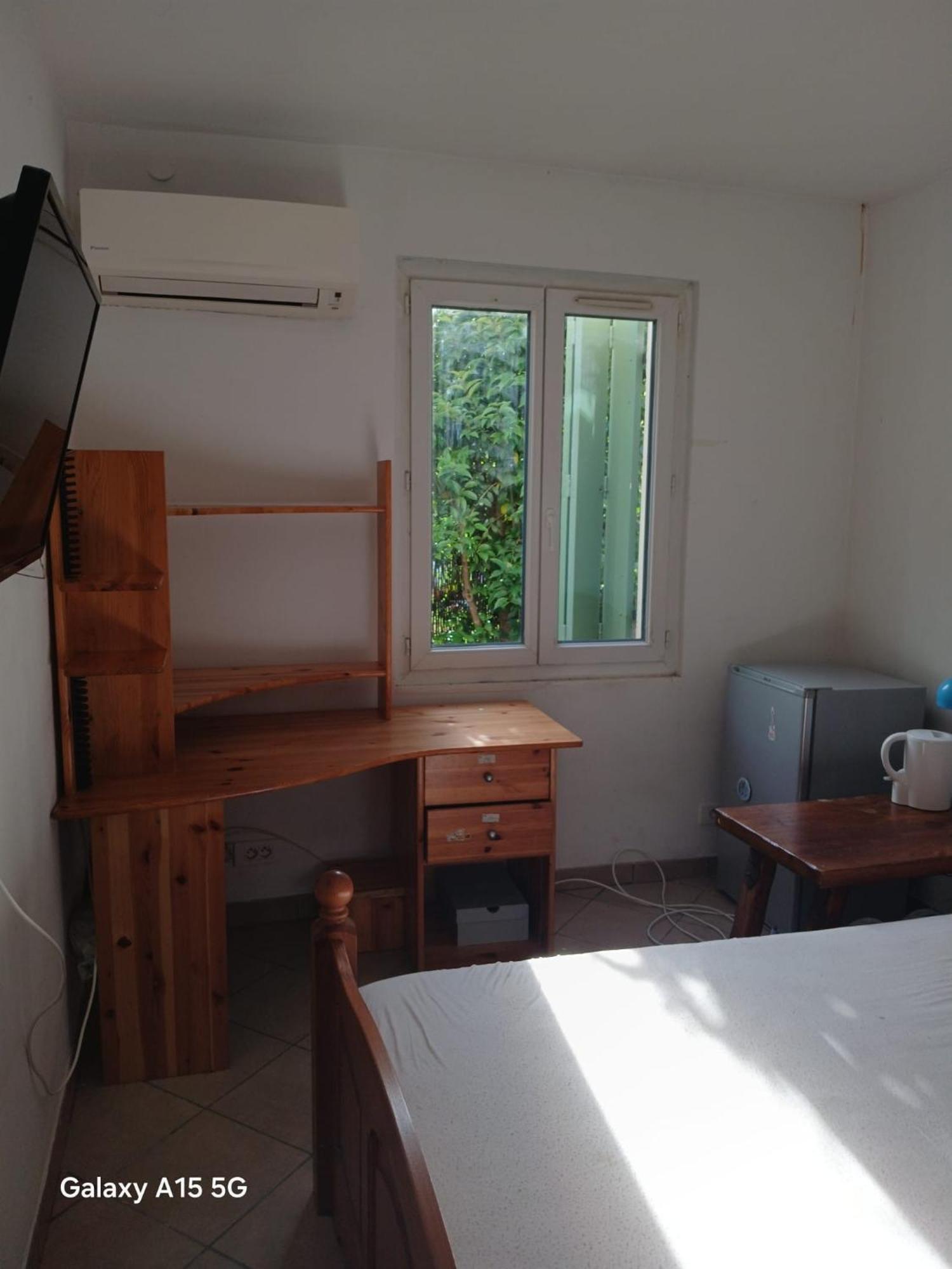 Chambre A Louer Marseille Luaran gambar